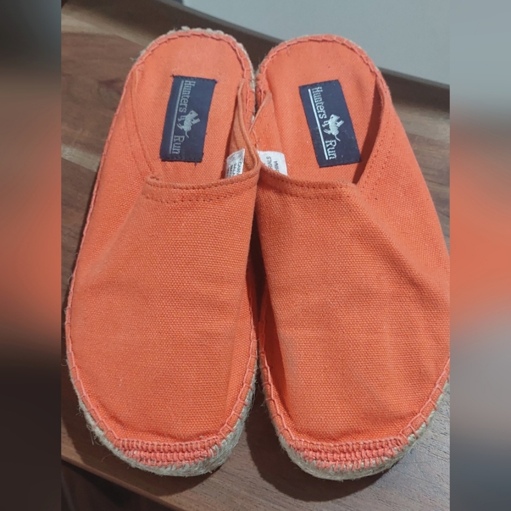 Hunters Run canvas slip on esperilla shoes